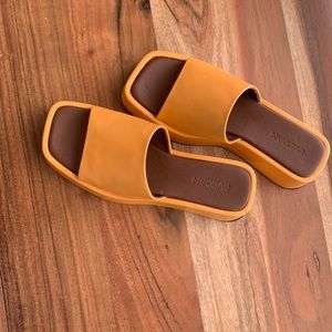 New Alohas Janice vegan leather sandals
